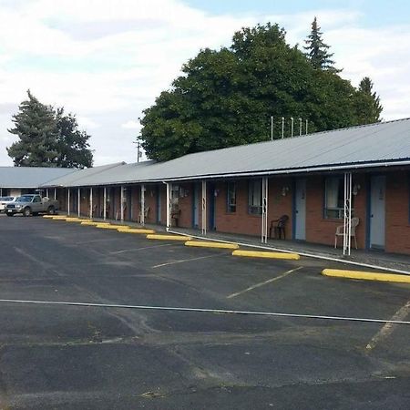 Eight Bar B Motel Wilbur Exterior foto
